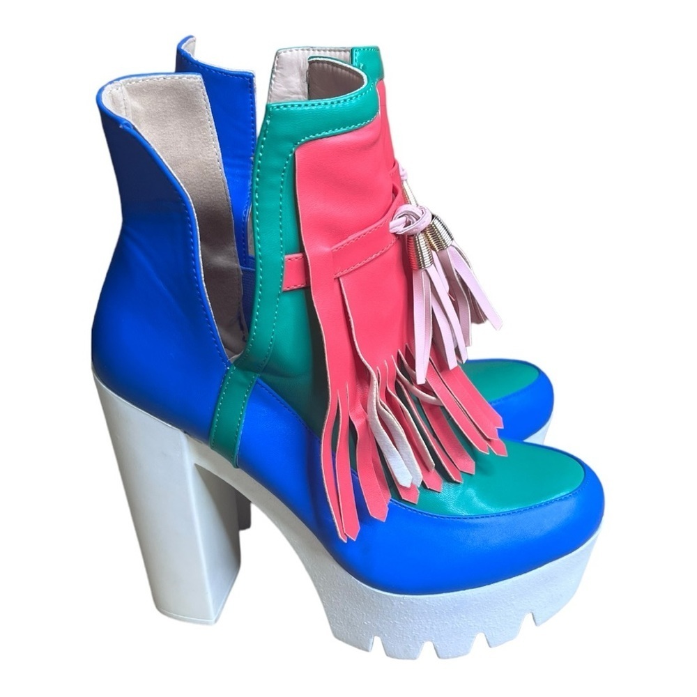 Colorblock Platform Fun Boots with Fringe Tassel 8.5